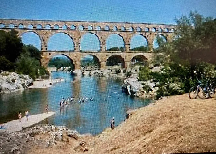 Дом отдыха Correspondances La Colette Pont Du Gard *